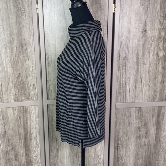 Talbots black/gray striped 3/4 sleeve turtleneck top women's P - Picture 5 of 12